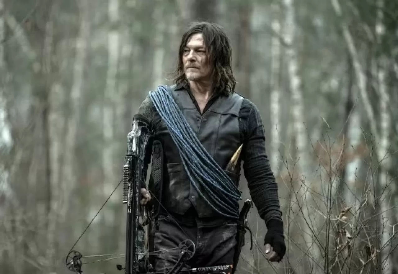 The Walking Dead'un yeni sezonunda Daryl Dixon, Louvre'da zombi kıyametiyle karşı karşıya