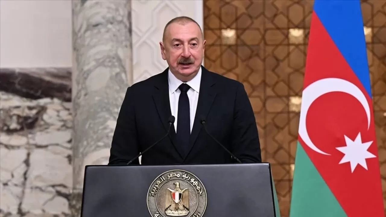 Aliyev: Rusya ile Ukrayna arasında arabulucu olabiliriz