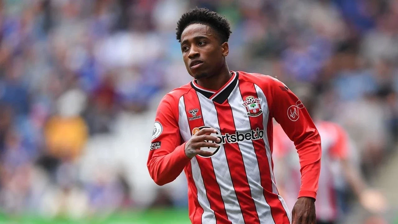 Galatasaray’dan Kyle Walker-Peters’a teklif