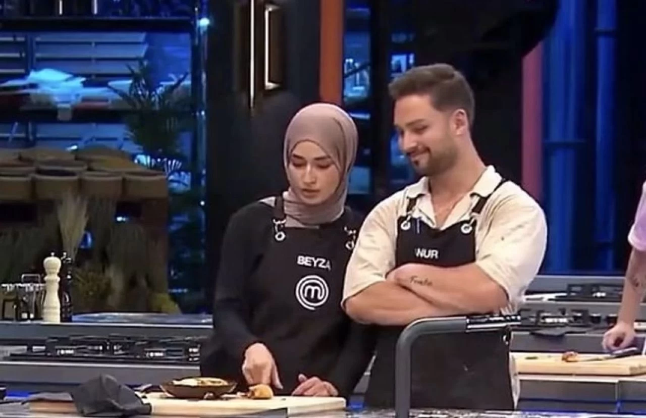 MasterChef şampiyonu Onur, Beyza ile aşk iddialarını yanıtladı!