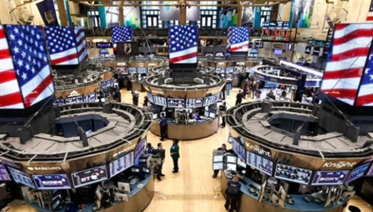 New York borsası yükseldi: Dow Jones endeksi 500 puan arttı!