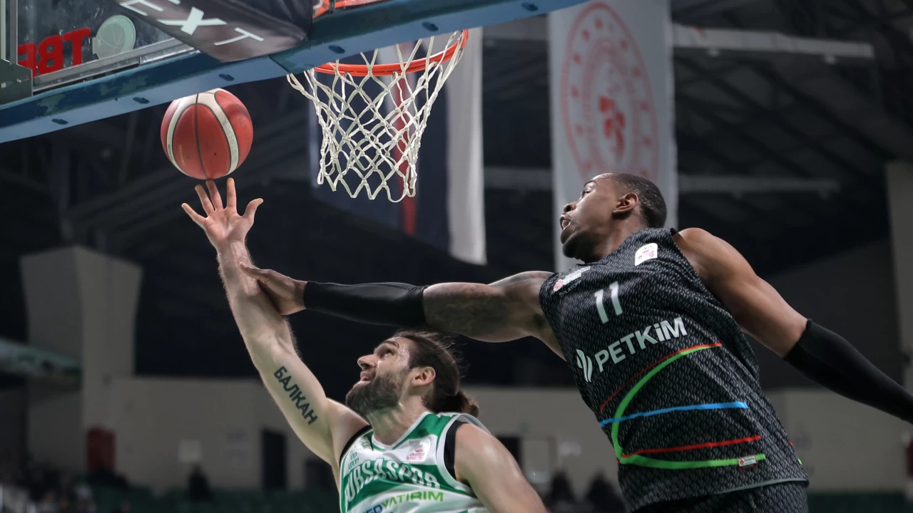 Basketbol Süper Ligi’nde Aliağa Petkimspor, Bursaspor deplasmanında farka gitti | Basketbol Süper Ligi günün toplu sonuçları