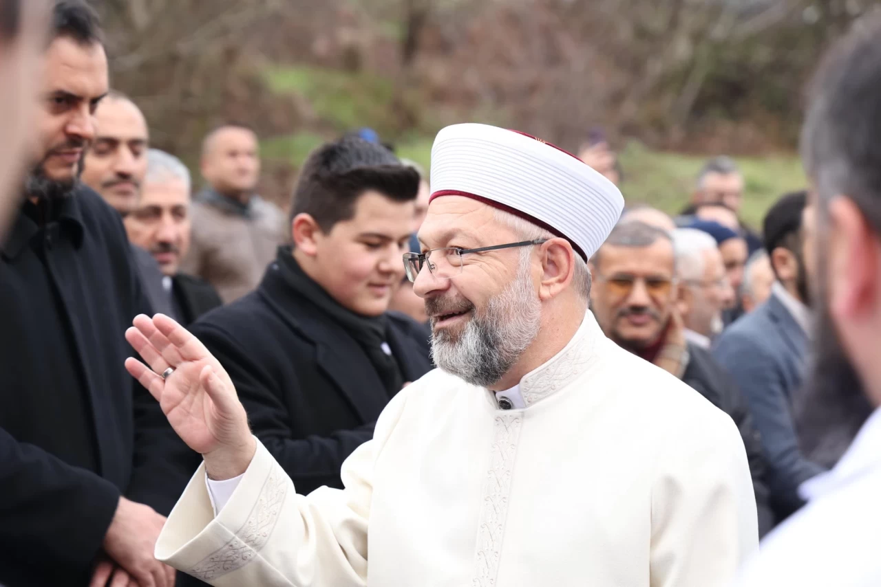 Diyanet İşleri Başkanı Ali Erbaş: Bir insan ne kadar güzel biyoloji, sosyoloji bilirse Kuran'ı daha iyi anlar