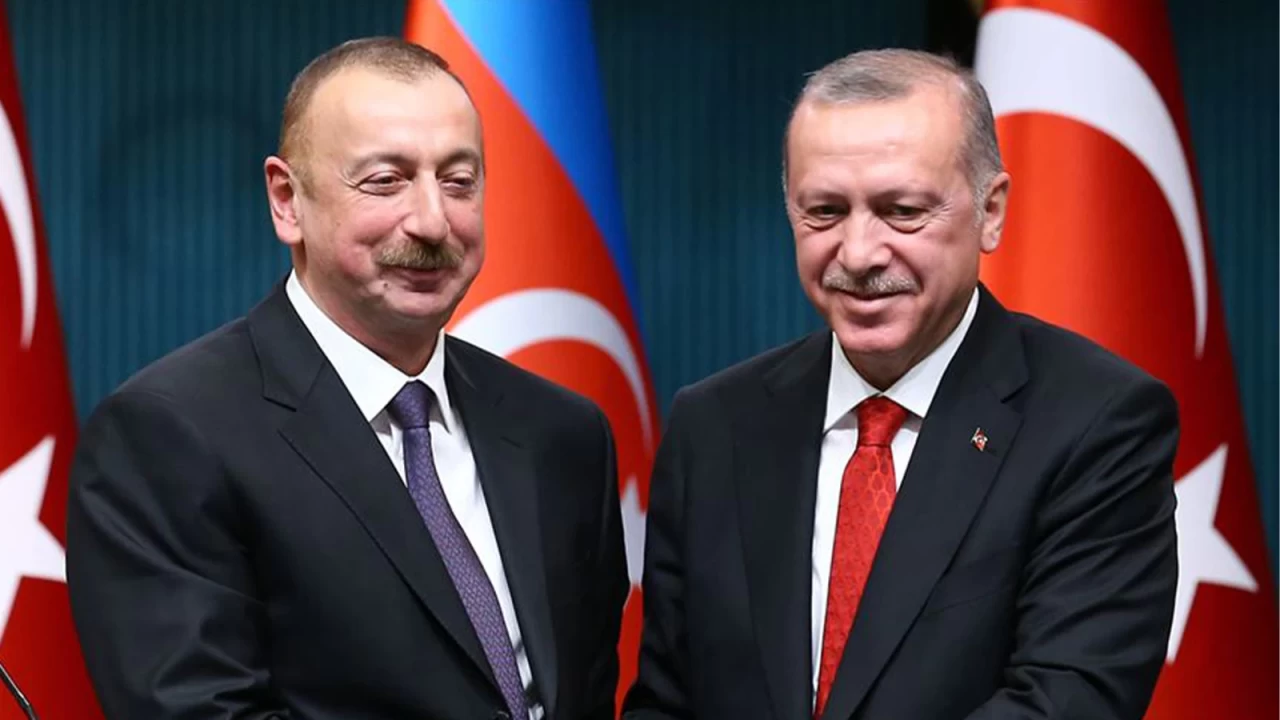 Azerbaycan Cumhurbaşkanı Aliyev'den beraberlik mesajı: Türkiye'nin yanındayız