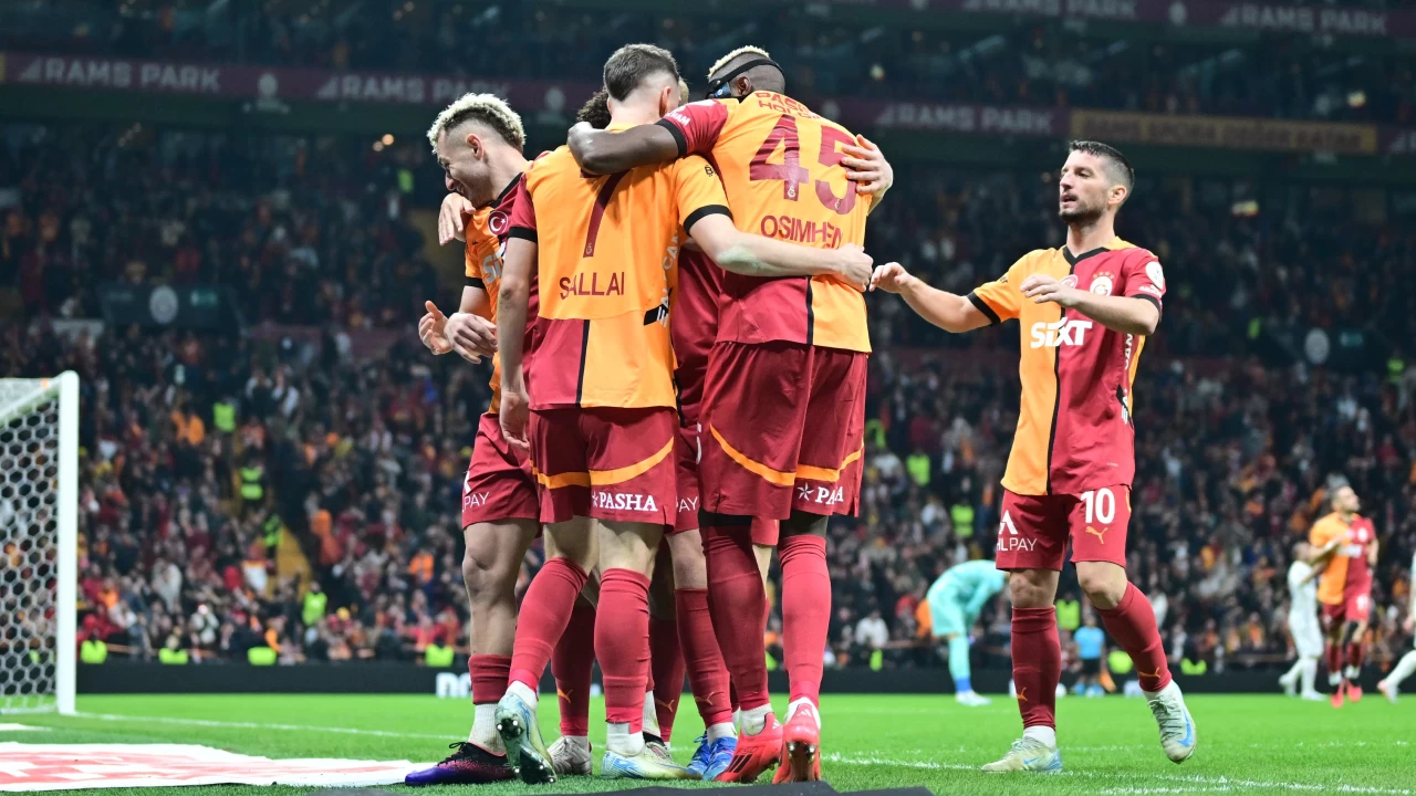 Süper Lig’de lider Galatasaray evinde Konyaspor’u ağırlıyor