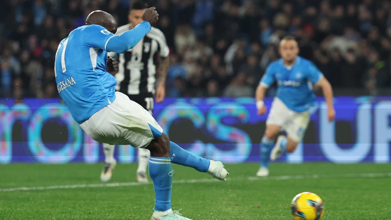 Kenan Yıldız’lı Juventus’un 18 maçlık serisi sona erdi! Napoli 2 Juventus 1 maç sonucu