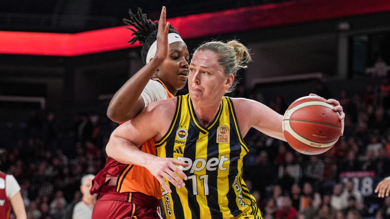 Fenerbahçe Kadın Basketbol Takımı, Galatasaray'ı deplasmanda mağlup etti