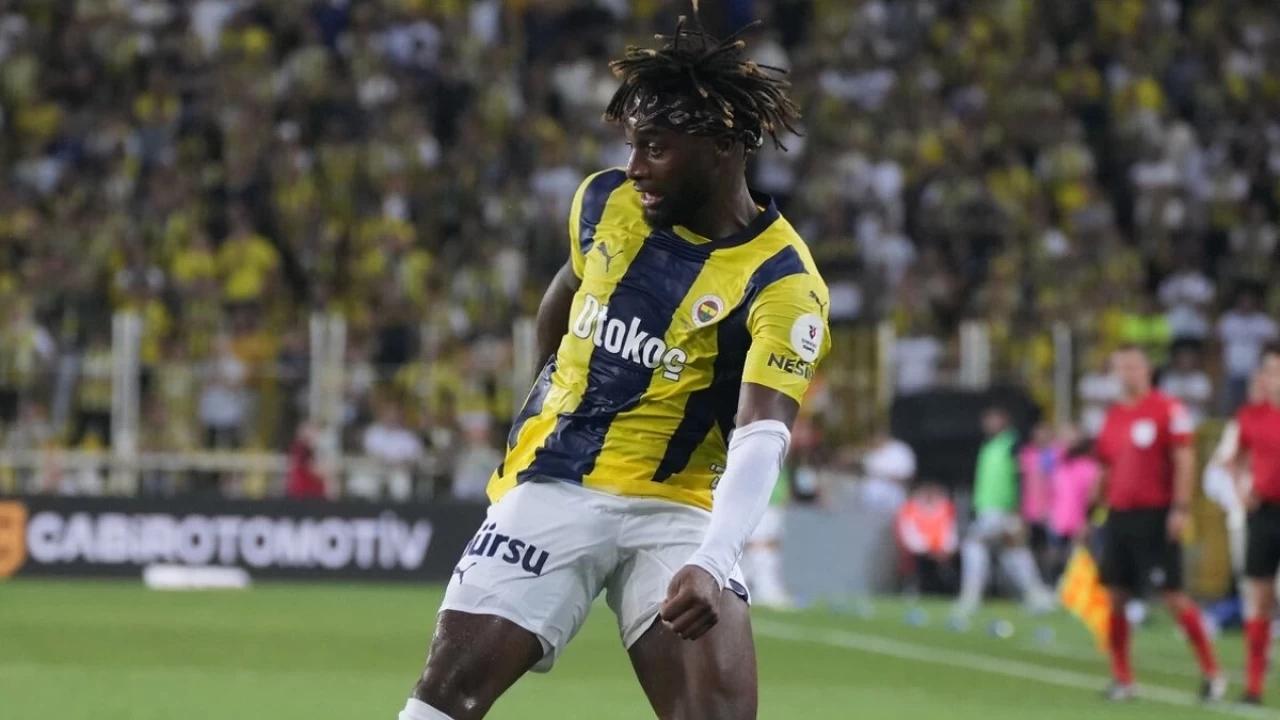 Allan Saint-Maximin, Fenerbahçe'den ayrılacak iddiası