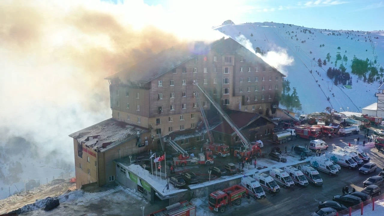 Bolu'daki otel yangınında arama kurtarma işlemleri tamamlandı