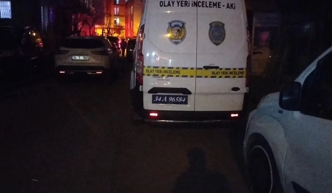 Çekmeköy'de silahlı saldırı: 2 yaralı