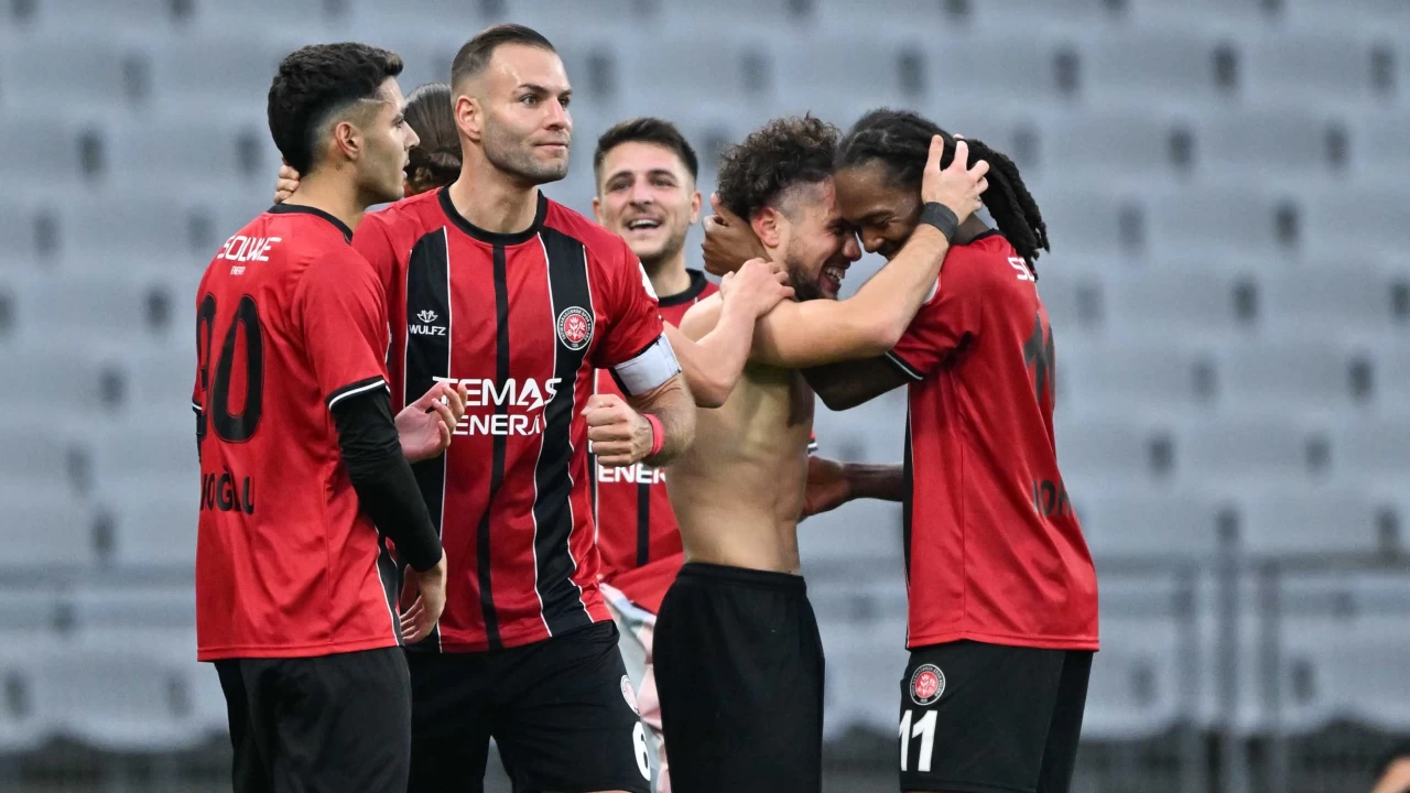 Türkiye Kupası'nda 1. Lig ekibinden Süper Lig ekibine çelme! Fatih Karagümrük 1 Rizespor 0 maç sonucu