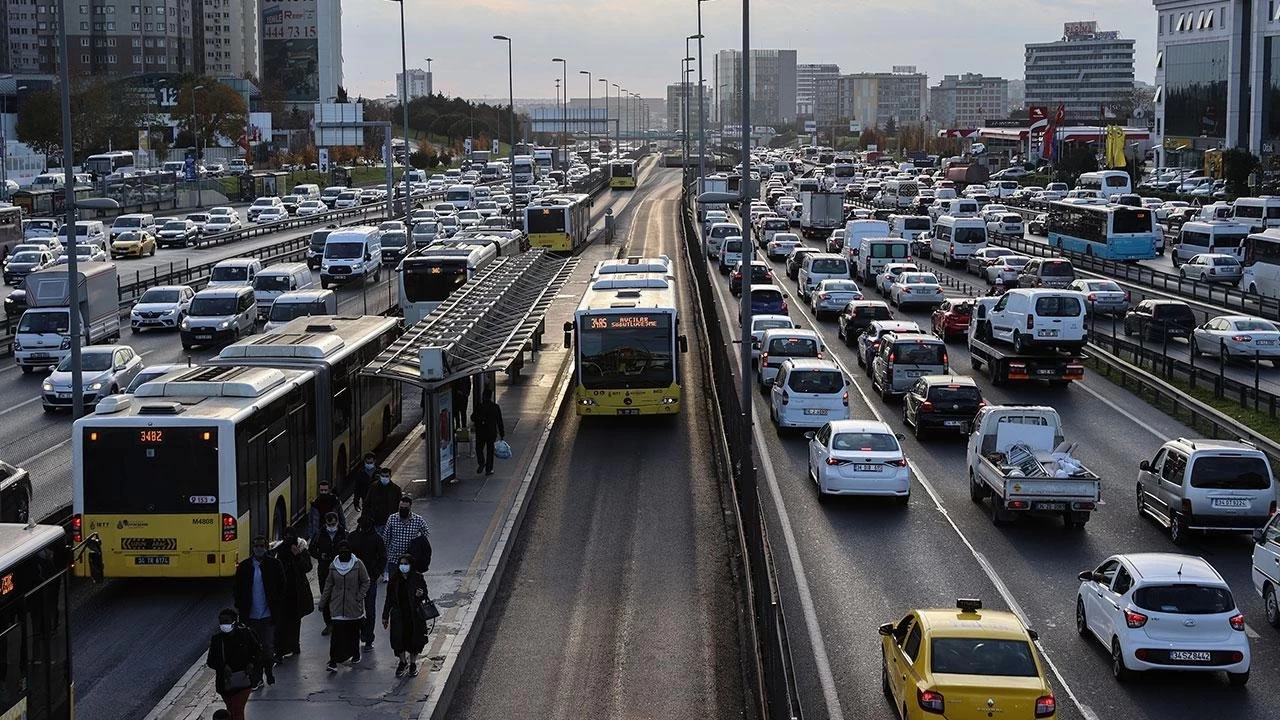 İstanbul'da toplu ulaşıma zam!