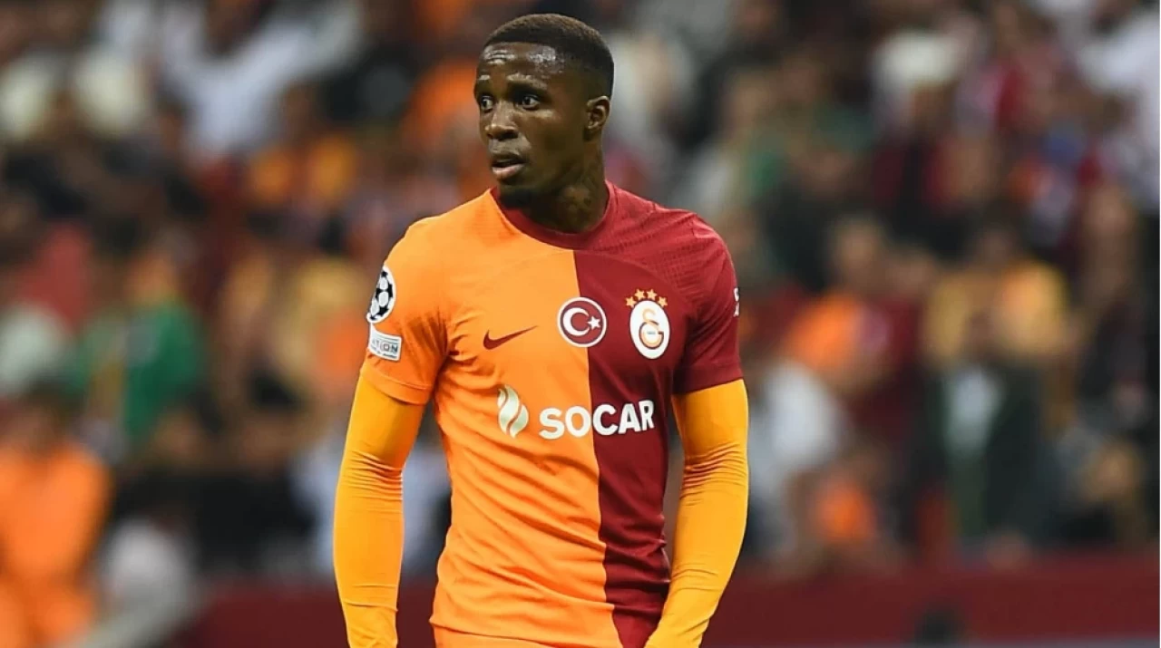 Galatasaray'da ayrılık! Lyon'dan ayrılan Zaha'nın yeni takımı MLS ekibi Charlotte FC oldu!