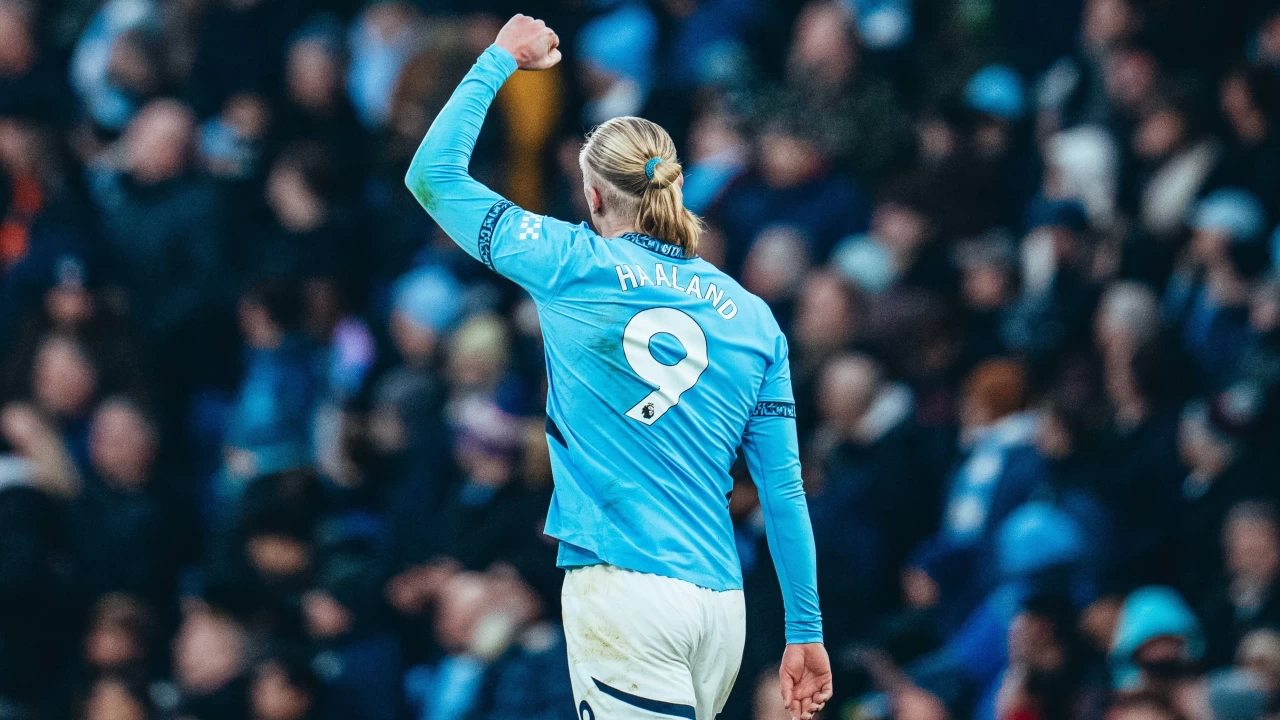 Erling Haaland, Manchester City ile tarihi bir sözleşme imzaladı! En çok kazananlardan biri olacak!