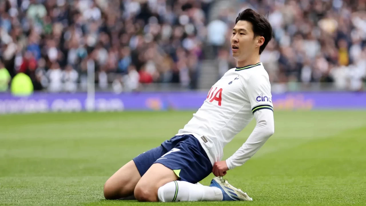 Premier Lig'de Tottenham, Heung-min Son'un sözleşmesini uzattı