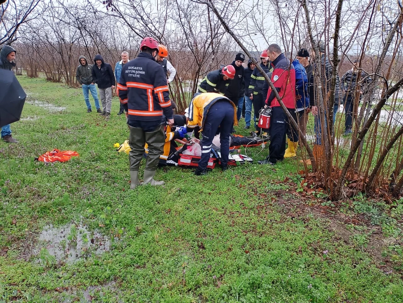 Sakarya'da acı olay: 70 yaşındaki Hasan Yazıksız, tıkanan rögarı açmak isterken yaşamını yitirdi