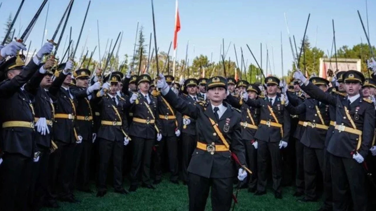 Teğmenler için karar süreci tamamlanıyor: Açıklama yakında