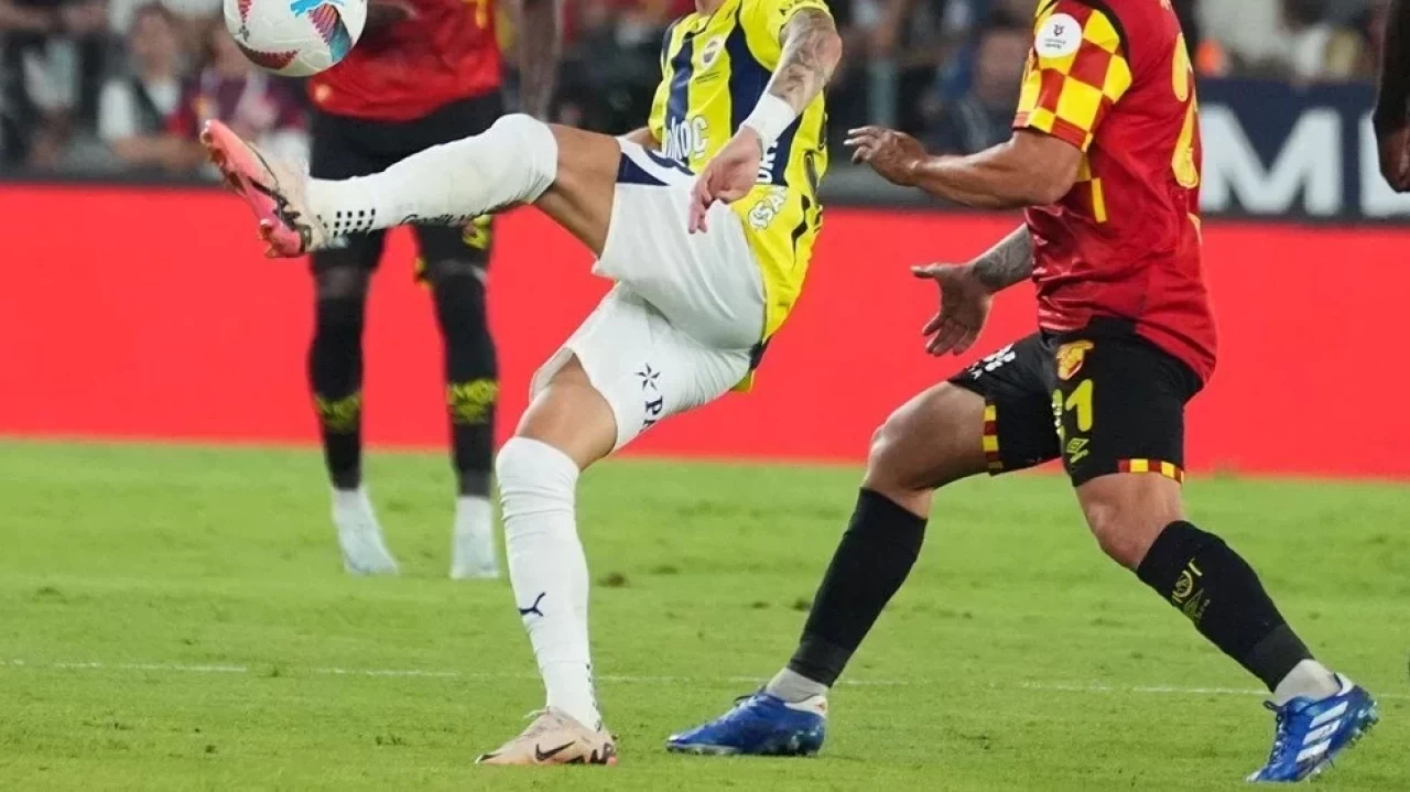 Fenerbahçe-Göztepe maçının VAR'ı Macar hakem Istvan Vad oldu