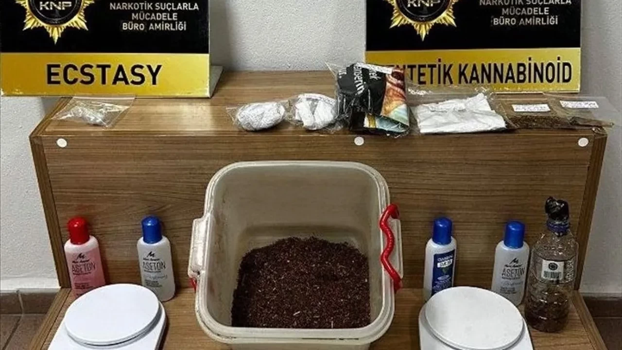 Kocaeli'de polis baskını: 41 gram sentetik uyuşturucu ele geçirildi, 3 şüpheli tutuklandı