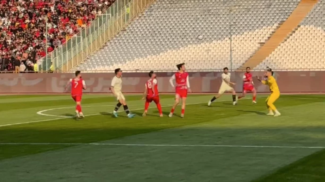 İsmail Kartal’ın göreve geldiği Persepolis, İran Körfez Ligi’nde Tractor FC'yi 2-0 mağlup etti