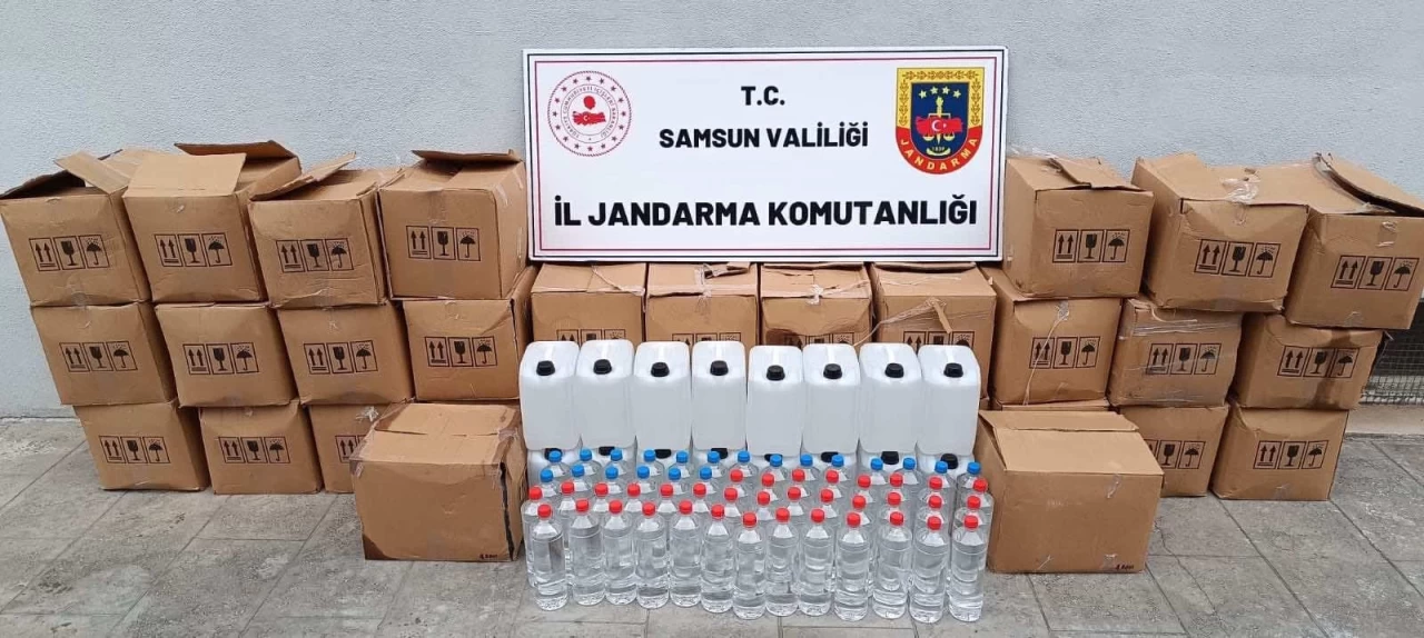 Samsun'da jandarma ekipleri, 755 litre kaçak etil alkol ele geçirdi