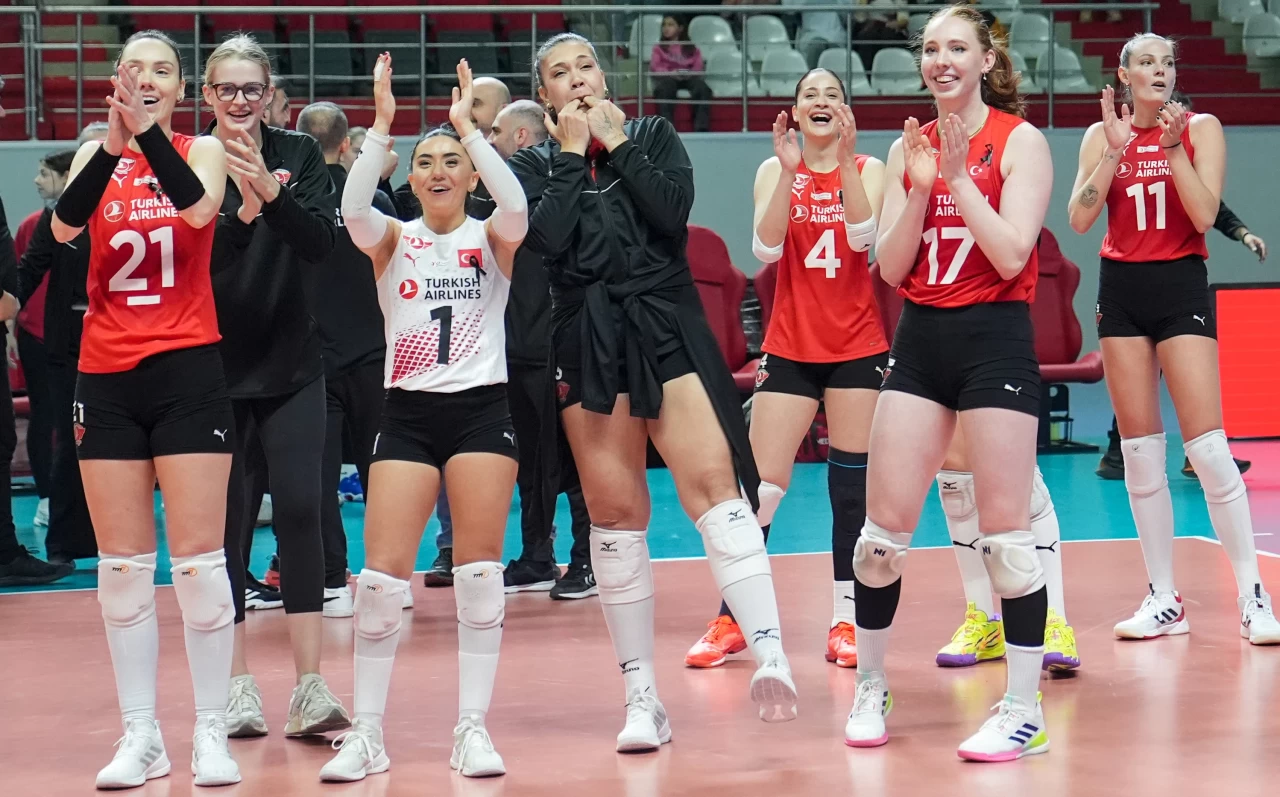 Türk Hava Yolları Kadın Voleybol Takımı, CEV Kupası'nda Dörtlü Final'de!