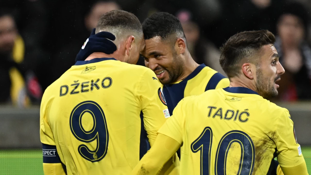 Fenerbahçe, Midtjylland ile 2-2 beraber kalarak UEFA Avrupa Ligi'nde play-off'a yükseldi: Dzeko ve En-Nesyri'nin performansları öne çıktı