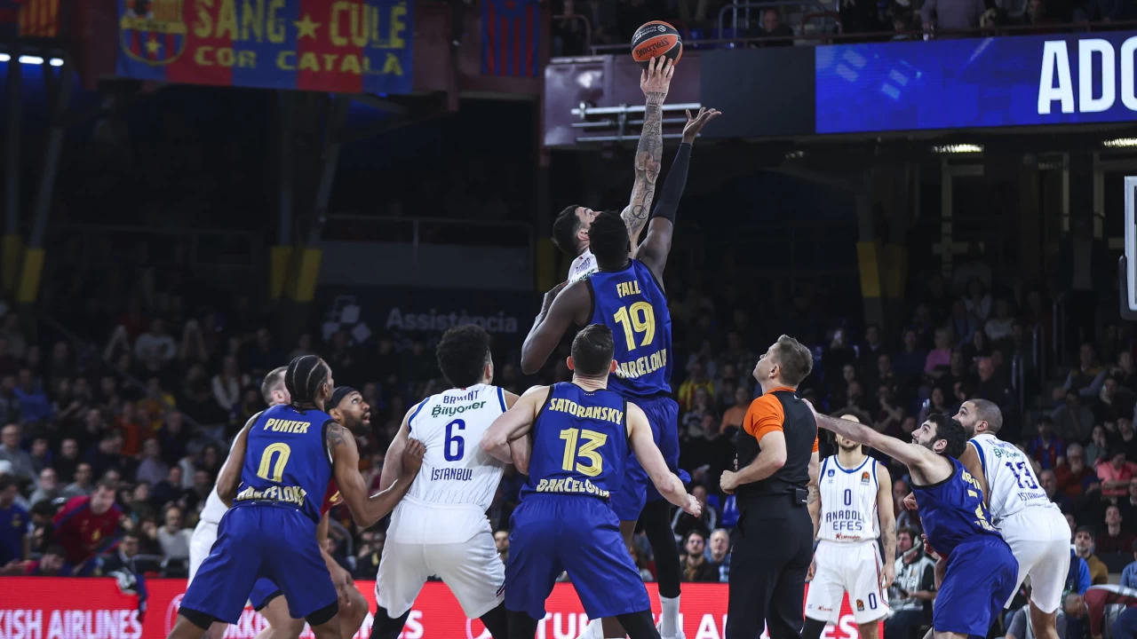 Anadolu Efes, THY Avrupa Ligi’nde Barcelona deplasmanından mağlubiyetle döndü