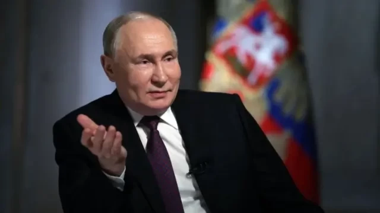 Putin, Zelenskiy'nin "yasağını" hatırlattı: "Ukrayna'yla bir müzakere meşru olmayacak"