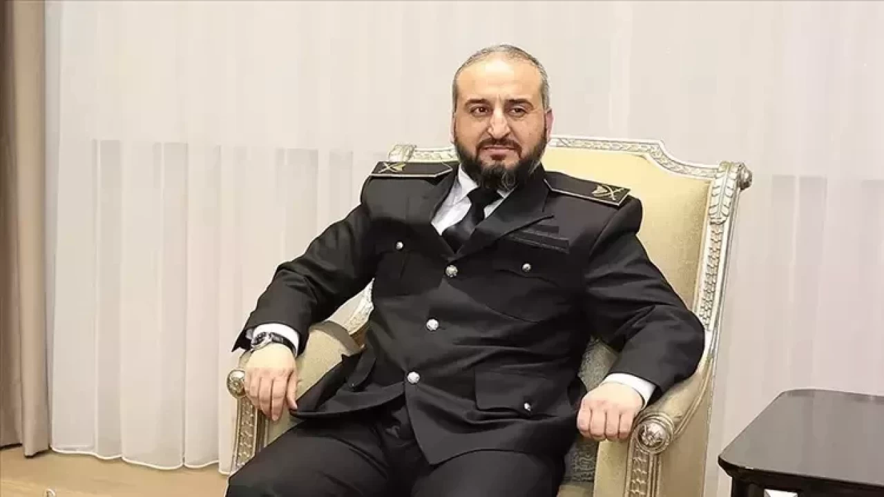 Suriye Savunma Bakanı Ebu Kasra: Ulusal Diyalog Konferansı öncesi PKK/YPG kendisini feshetmeli!