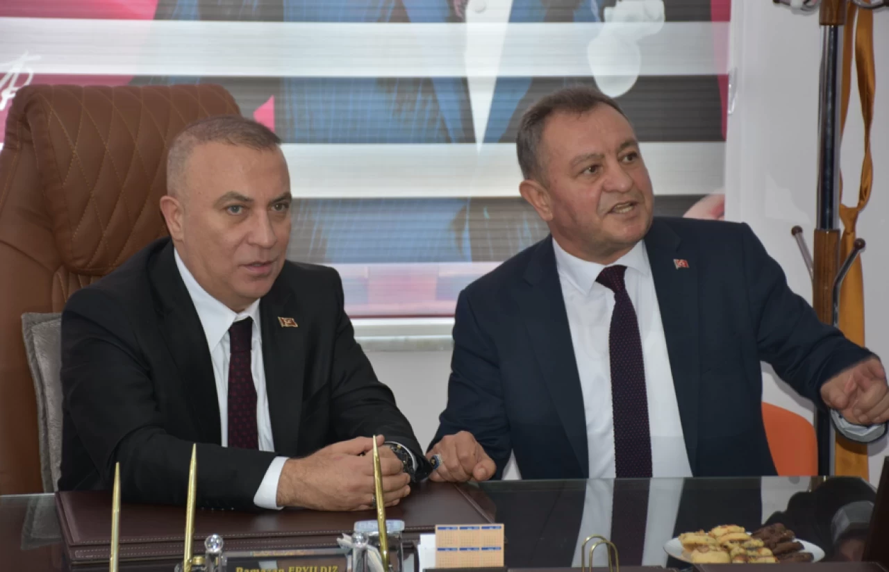 MHP Genel Başkan Yardımcısı İzzet Ulvi Yönter