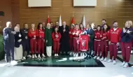 Cumhurbaşkanı Erdoğan, Türkiye Milli Paralimpik Takımı sporcularını kabul etti