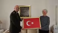 Mevlüde öğretmenden Mehmetçik’e anlamlı hediye