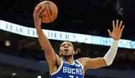 Bucks 3'te 3 yaptı, Giannis'ten şov!