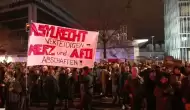 Berlin'de CDU ve CSU Genel Merkezleri önünde protesto