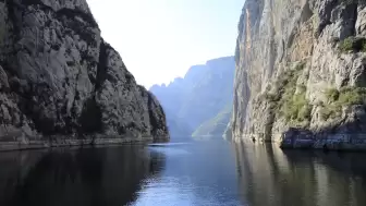 Şahinkaya Kanyonu'nun eşsiz manzarası görsel şölen sunuyor