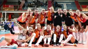 Balkan Şampiyonu Galatasaray, CEV Challenge Kupası'na galibiyetle başladı