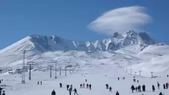 Erciyes Dağı'nda Yüksek İrtifa Kamp Merkezi açıldı