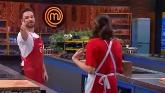 MasterChef'te sesler yükseldi: Ezgi ile Onur arasındaki tartışma geceye damga vurdu!