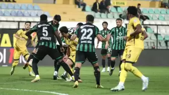 İstanbulspor liderlik koltuğunu Kocaelispor'a kaptırdı