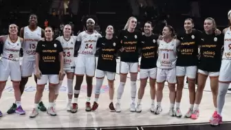 Galatasaray Kadınlar Basketbol Ligi’ndeki derbide Beşiktaş’ı geriden gelip devridi