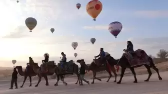 Gözde turizm merkezi Kapadokya'ya ziyaretçi akını!