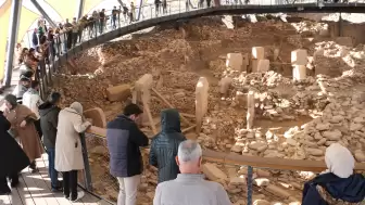 Göbeklitepe kış aylarında da ziyaretçi akınına uğruyor