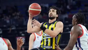 Fenerbahçe’den ayrılan milli basketbolcu Sassari'de!