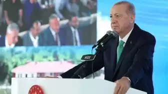 Erdoğan: Dans gösterilerine, Roma gezilerine para var, SGK'ya yok
