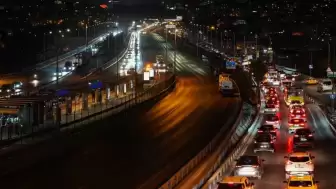 Haliç'teki orta köprü Kadıköy istikametine kapatıldı