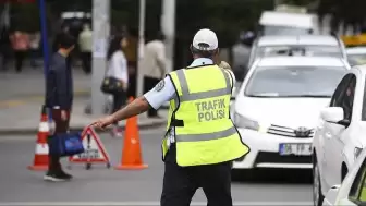 Bir haftalık bilanço belli oldu! 500 bine yakın sürücüye işlem yapıldı