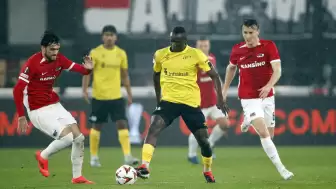 Fenerbahçe ve Galatasaray'ın rakipleri AZ Alkmaar - Elfsborg maçında gol düellosu