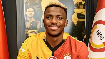 Galatasaray, Victor Osimhen'i kadrosuna kattı