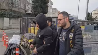 İstanbul'da yeni silahını gösterirken arkadaşını öldürdü